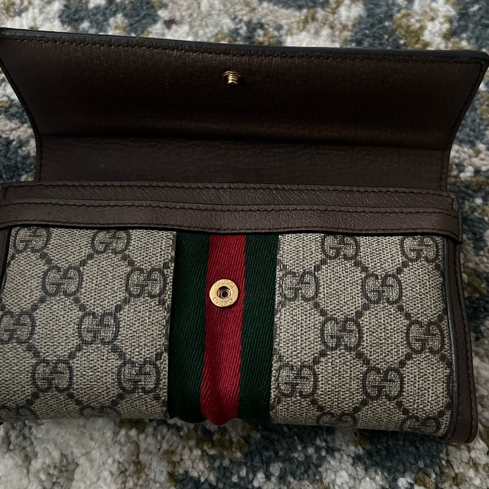 Gucci Wallet - Picture 4 of 4